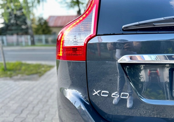 Volvo XC 60 cena 74900 przebieg: 225000, rok produkcji 2016 z Żarów małe 631